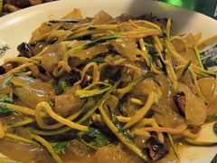 -靠山屯东北农家菜(八龙桥雅苑店)