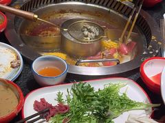 -醉董牛川派鲜肉自选火锅(烟台店)