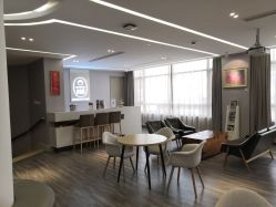 -海豚湾高端月子会所(黄浦店)