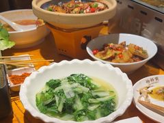 -琥珀老六龙虾(四里河店)