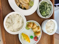 -雪梅月子中心(华侨城店)