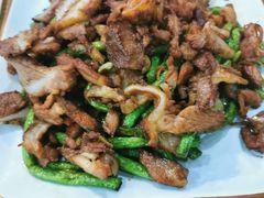 豆角炒脆骨-乔家小院•本地小海鲜•非遗驴肉(万年泉路店)