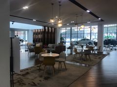 -宁波宝信宝马4S店(江北日湖店)