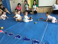 -乐融婴幼儿成长中心(四季青校区)