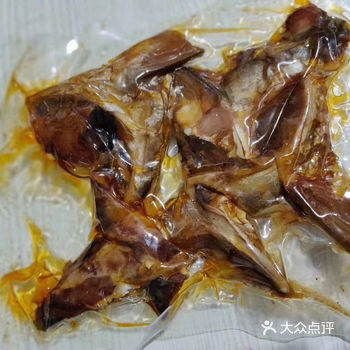 水豆豉里还有生姜片、这个也能吃一碗白米饭、很好吃的…