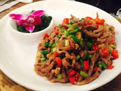 -胡桃里音乐餐厅(陶溪川店)(川湘赣菜·世界百大酒庄直供红酒·音乐表演)