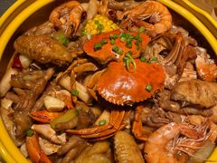 -多嘴肉蟹煲(万达店)