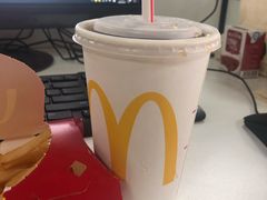 可乐-麦当劳(清远大道得来速店)