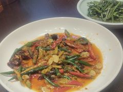 -川流不息·地道川菜·小龙虾(松东路店)