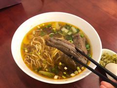 尊品招牌牛肉面-尊品原汁牛肉面