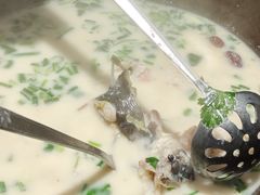 -咕嘟草帽鱼·牛奶一样的鲜鱼汤(包河万达广场创始店)