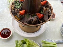 -品味农家铜锅馆