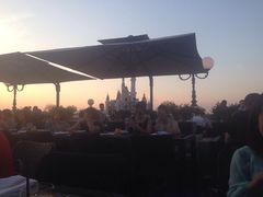 -WOLFGANG PUCK KITCHEN & BAR(迪士尼小镇店)