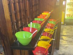 -果松木炭酸菜铜火锅·外婆参鸡汤