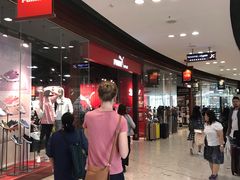 -东荟城名店仓