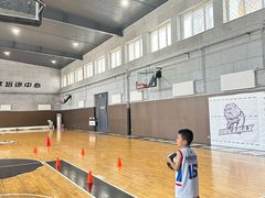 -梦想之巅·青少年篮球·羽毛球·培训中心(西站店)