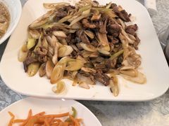 -汗腾格里·风味餐厅(新疆驻京办店)