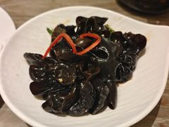 陈醋拌珍品木耳-和苑酒家·一线江景(星寰店)