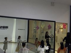 -潮童星少儿模特形体培训(郑州总校)