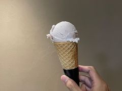 -Fridi Patisserie Cafe