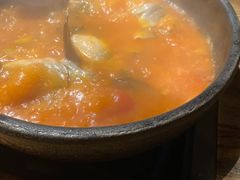 酸汤鱼-毛辣果·酸