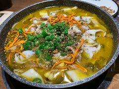 -山城外·非遗酸菜鱼(财富中心店)