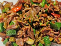 酸辣椒炒鸡杂-湘味淳(千禧街店)