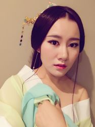 -盘子女人坊生日照·摄影馆(华强店)
