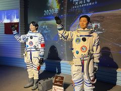 -金石蜡像馆