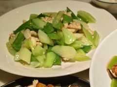 桃仁炒三蔬-初蓉丨遇见新川菜(亲贤街荣耀店)