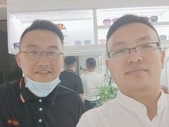 -翰佐蔡司小乐圆·依视路星趣控·暴龙眼镜折扣店