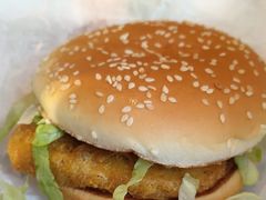 咔滋脆鸡腿堡中可乐两件套餐-麦当劳(东直门外大街店)