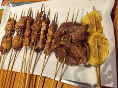 -京狮炙燥·精酿烧烤(首经贸店)