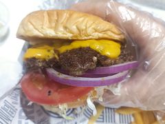 -TRIPS BURGER(大钟寺店)