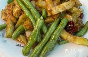 Stewed Green Beans with Tofu Skin