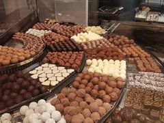 -Laderach 莱德拉(上海环贸iapm店)