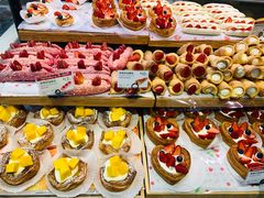 -巴黎贝甜(大宁国际商业广场店)