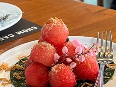 -Chom Cafe and Restaurant