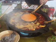 -黄潇洒老火锅(九眼桥宏济巷店)