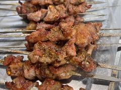 -小山羊功夫串·泰安烧烤·海鲜小炒老地摊店