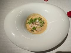 -弦月窗LUNETTE BY AMANDA(复兴路洋房店)