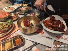 -草家酱蟹炭火烤肉店(珲春南路一店)