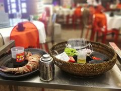 -刘姐啤酒鱼民族演艺餐厅(西街总店)