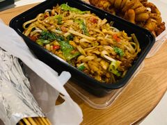 -万利隆(车站店)