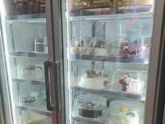 -DQ·蛋糕·冰淇淋(大宁国际商业广场店)