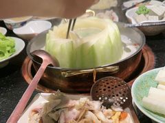 -得意咚瓜·顺德鱼生·冬瓜火锅(深圳首店)