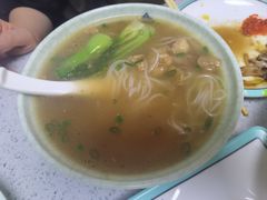 秘制牛腩粉-阿政粤小馆(中央大街店)