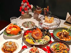 -Mogul Eatery·大亨餐酒馆