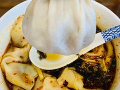 -笑来喜馄饨小笼工坊店(湖滨街店)