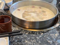 -一席地·本地鸡窝·杭帮鸡火锅(萧山银隆百货店)